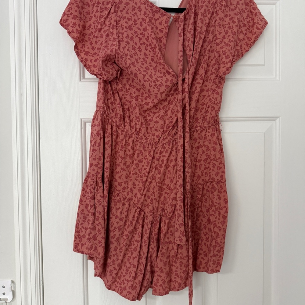 Patterned Romper - Picture 2 of 2